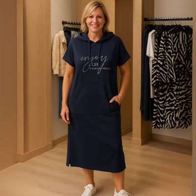 Natasza – Casualowa Sukienka z Kapturem