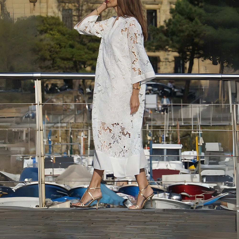 Celina – Elegancka koronkowa sukienka maxi