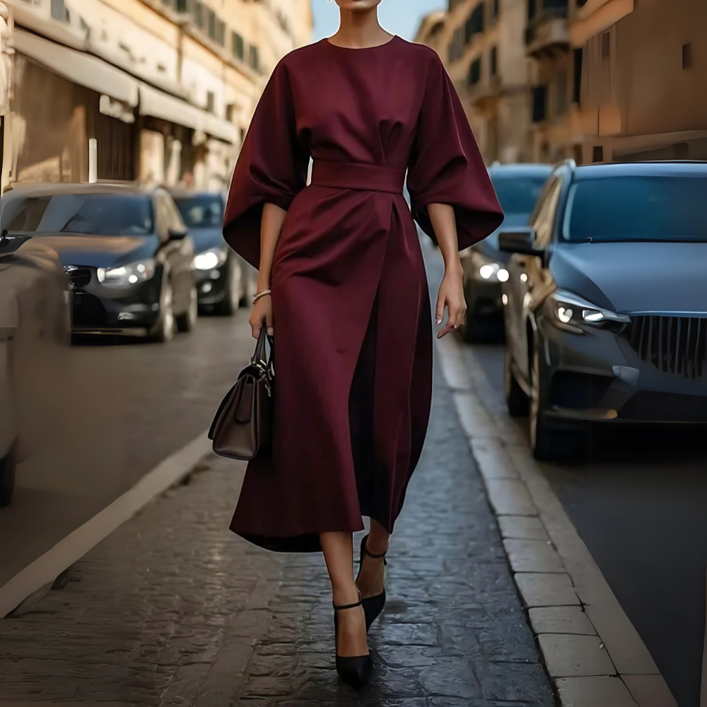 Bogna – Elegancka sukienka midi z efektownymi rękawami