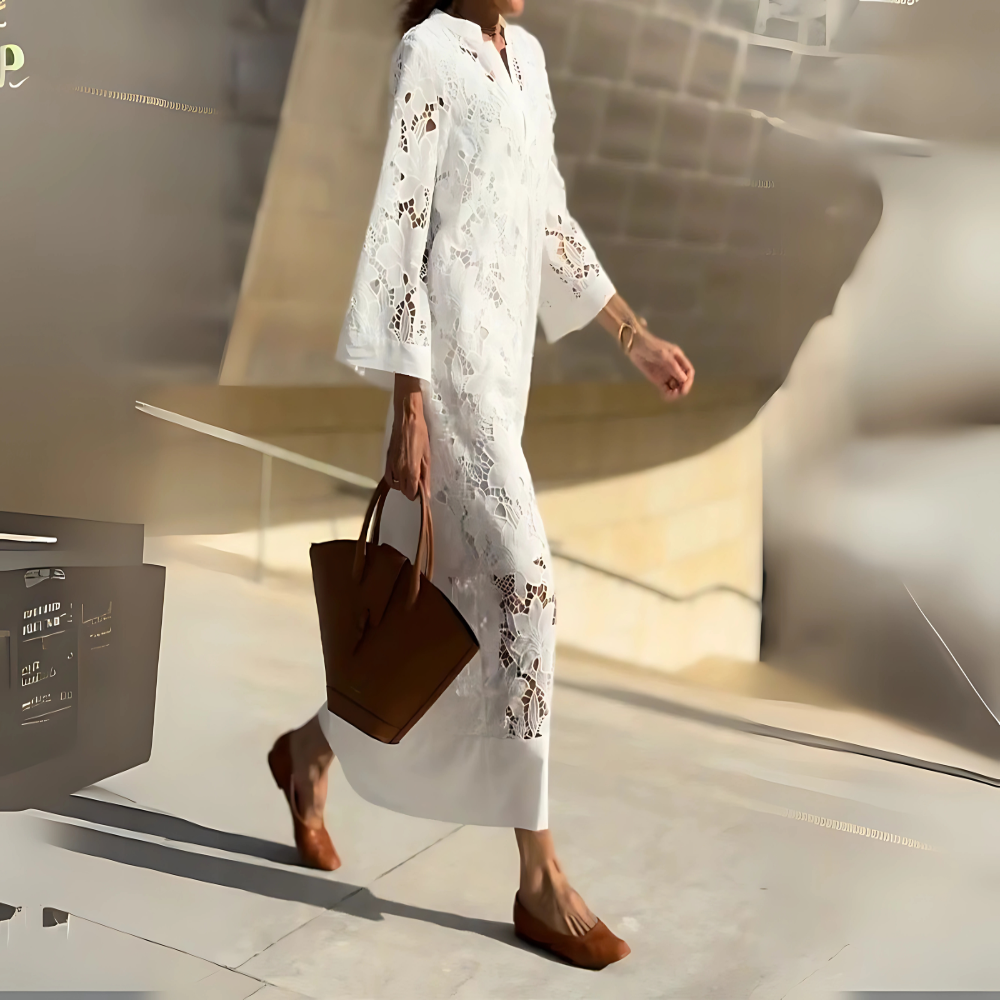 Celina – Elegancka koronkowa sukienka maxi