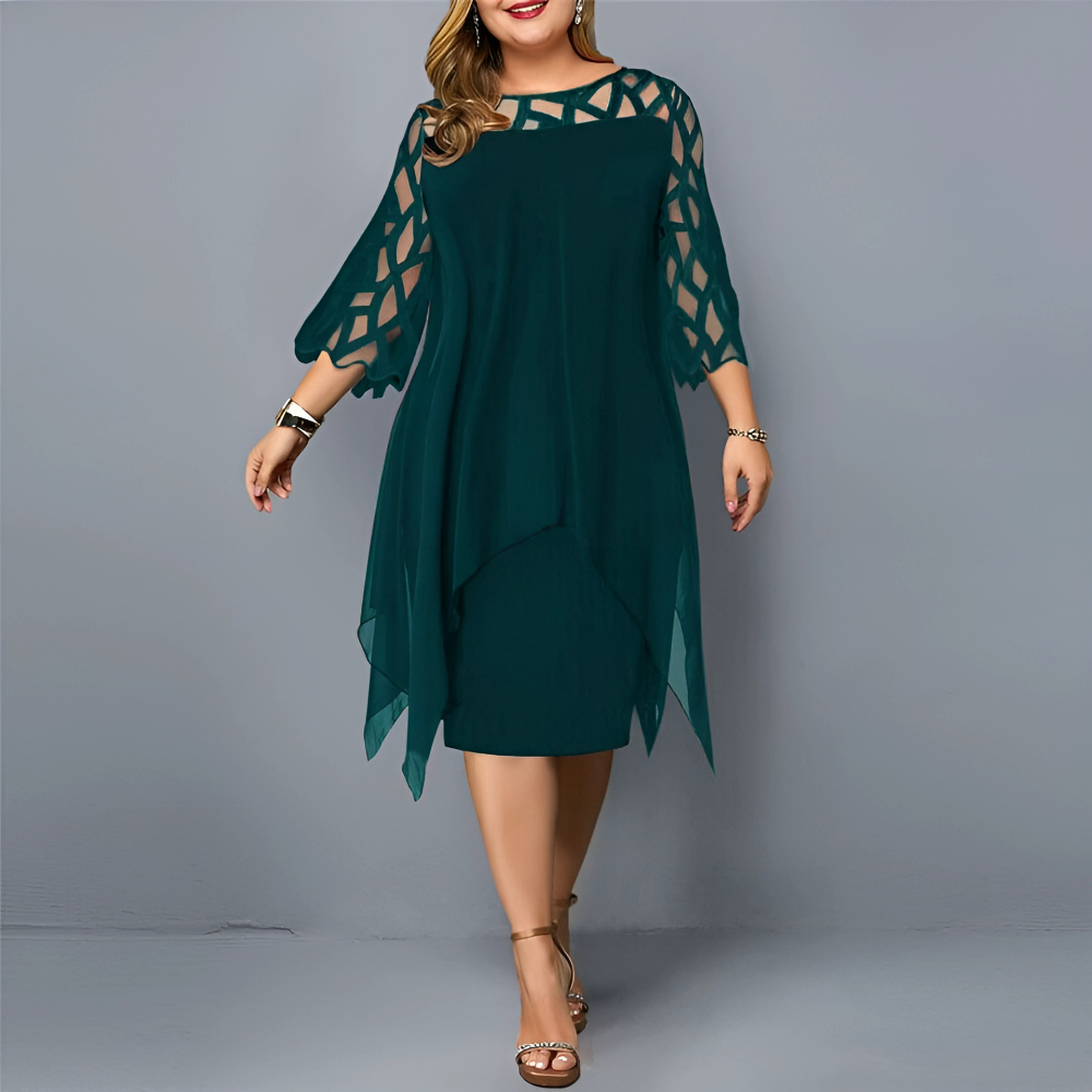 Krystyna – Elegancka sukienka plus size z kobiecymi detalami