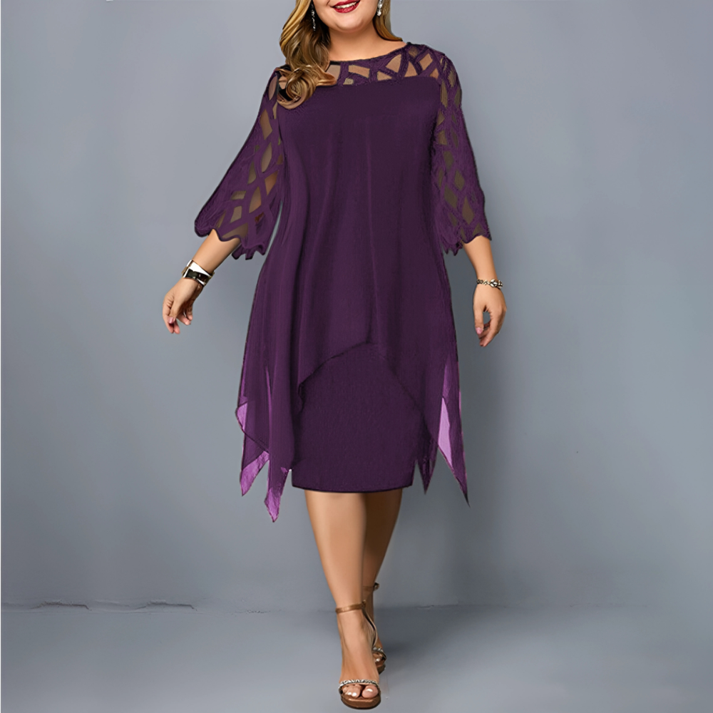 Krystyna – Elegancka sukienka plus size z kobiecymi detalami